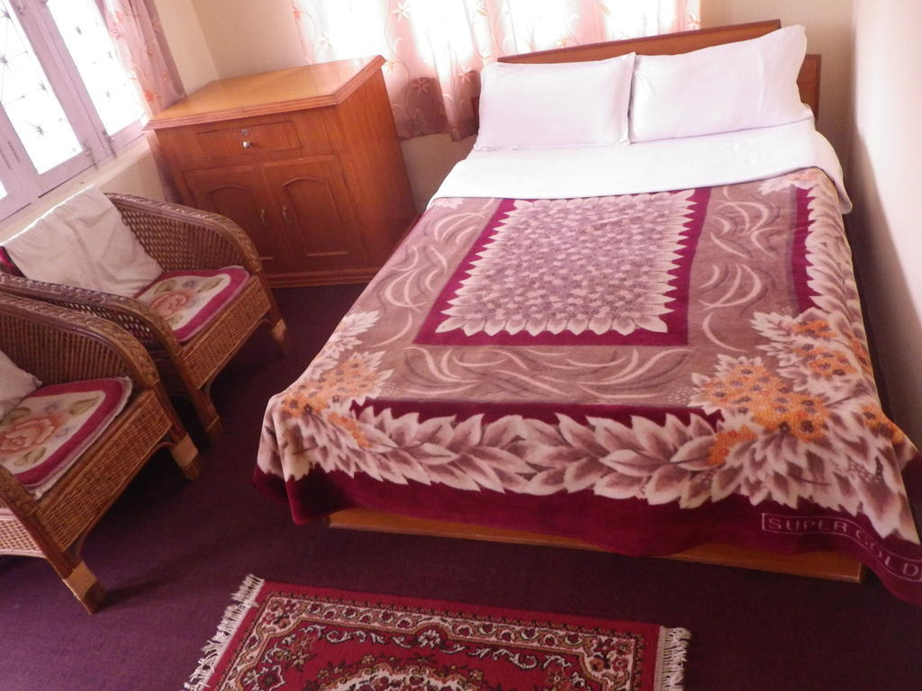 Green Tara Hotel Pokhara Rum bild