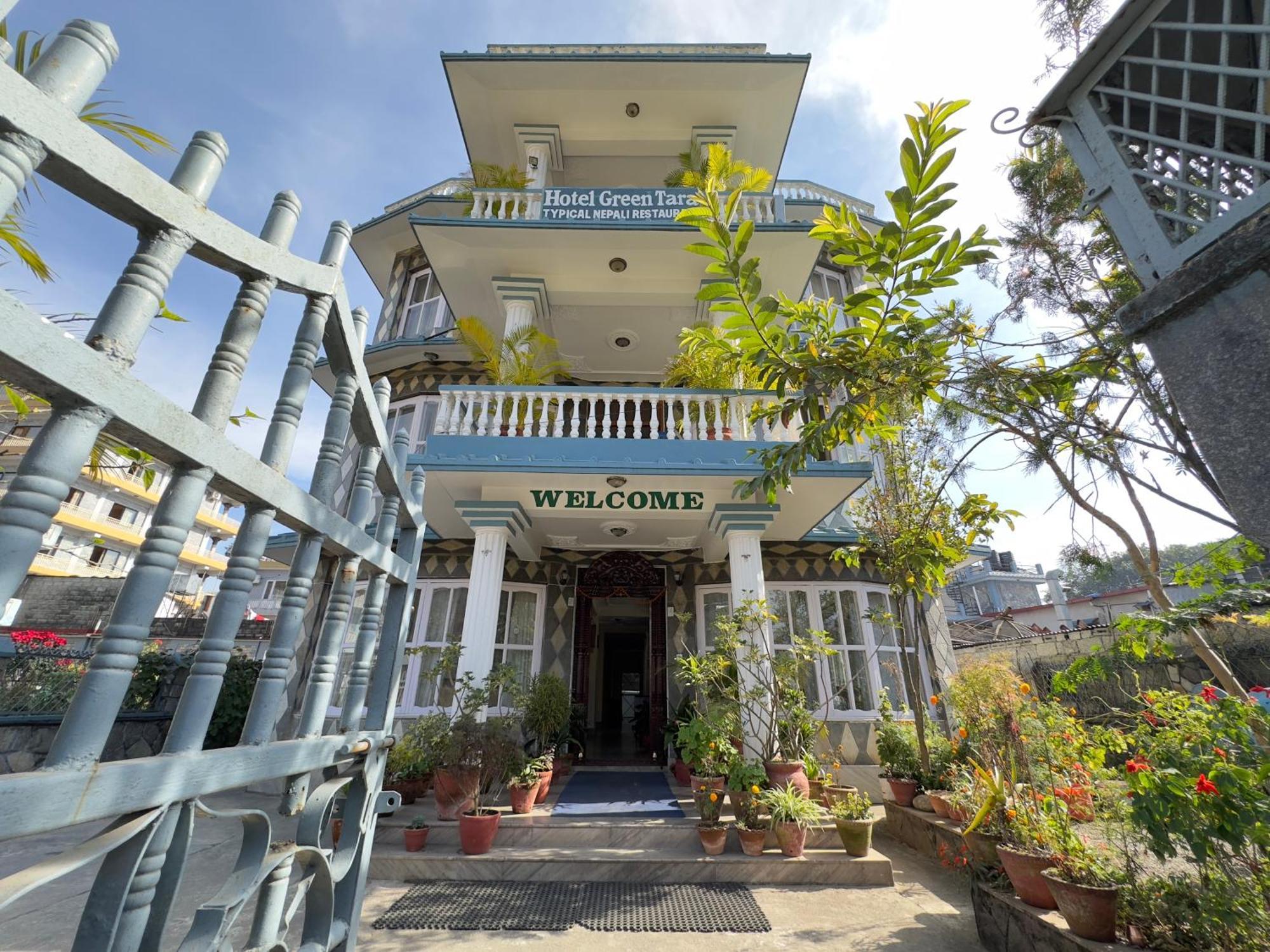 Green Tara Hotel Pokhara Exteriör bild